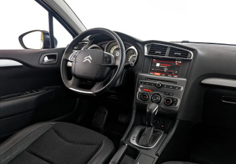 Подержанный автомобиль Citroen C4 Sedan 2021 года (13 фото)
