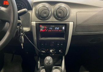 Подержанный автомобиль Nissan Almera Sedan 2016 года (13 фото)