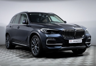 Подержанный автомобиль BMW X5 2019 года (3 фото)