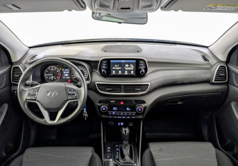 Подержанный автомобиль Hyundai Tucson 2019 года (14 фото)