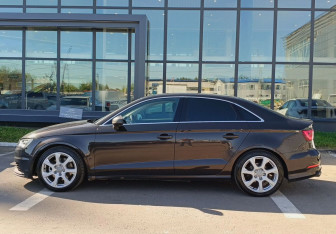 Подержанный автомобиль Audi A3 Sedan 2013 года (8 фото)