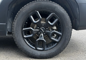 Подержанный автомобиль Haval H3 2024 года (15 фото)