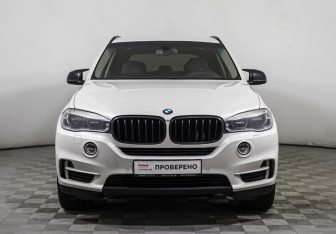 Подержанный автомобиль BMW X5 2014 года (2 фото)