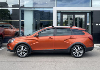Подержанный автомобиль LADA (ВАЗ) Vesta Wagon 2019 года (8 фото)