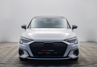 Подержанный автомобиль Audi A3 Sedan 2021 года (8 фото)