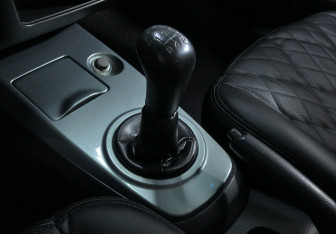 Подержанный автомобиль Mitsubishi Lancer Sedan 2005 года (11 фото)