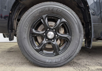 Подержанный автомобиль Toyota Land Cruiser Prado 2020 года (12 фото)