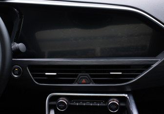 Подержанный автомобиль Geely Tugella 2021 года (13 фото)