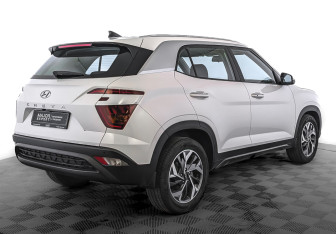 Подержанный автомобиль Hyundai Creta 2021 года (5 фото)