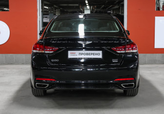 Подержанный автомобиль Genesis G80 2019 года (6 фото)
