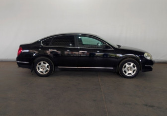 Подержанный автомобиль Nissan Teana 2006 года (7 фото)