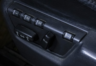 Подержанный автомобиль Volvo XC90 2008 года (17 фото)