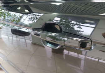 Подержанный автомобиль Land Rover Range Rover Sport 2014 года (18 фото)