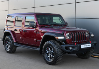 Подержанный автомобиль Jeep Wrangler 2020 года (3 фото)