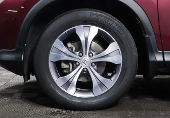 Подержанный автомобиль Honda CR-V 2013 года (10 фото)