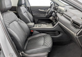 Подержанный автомобиль Exeed TXL 2023 года (25 фото)