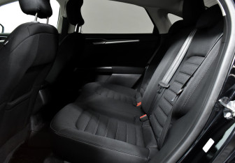 Подержанный автомобиль Ford Mondeo Sedan 2017 года (11 фото)