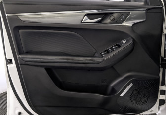 Подержанный автомобиль Haval Jolion 2023 года (19 фото)