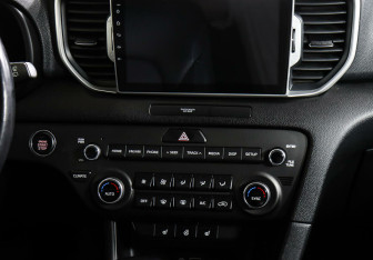 Подержанный автомобиль Kia Sportage 2018 года (14 фото)