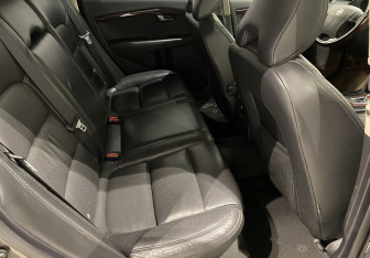 Подержанный автомобиль Volvo XC70 2008 года (11 фото)