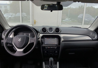 Подержанный автомобиль Suzuki Vitara 2017 года (11 фото)