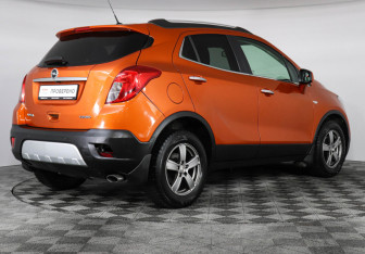 Подержанный автомобиль Opel Mokka 2014 года (5 фото)