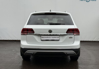 Подержанный автомобиль Volkswagen Teramont 2019 года (6 фото)