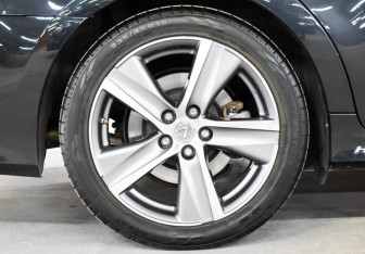 Подержанный автомобиль Lexus GS 2018 года (28 фото)