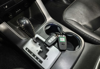 Подержанный автомобиль Kia Sorento 2012 года (18 фото)