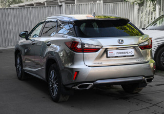 Подержанный автомобиль Lexus RX 2016 года (6 фото)
