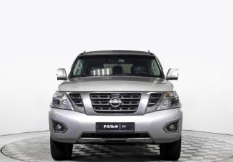 Подержанный автомобиль Nissan Patrol 2014 года (2 фото)