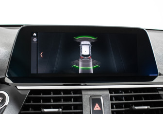 Подержанный автомобиль BMW X3 2020 года (16 фото)