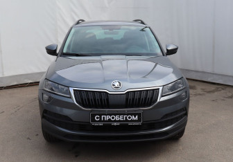 Подержанный автомобиль Skoda Karoq 2020 года (2 фото)