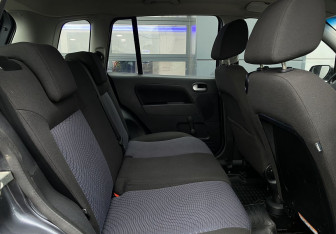 Подержанный автомобиль Ford Fusion 2008 года (19 фото)