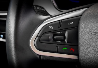 Подержанный автомобиль Geely Coolray 2023 года (28 фото)