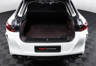 Подержанный автомобиль BMW X6 2019 года (9 фото)