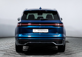 Подержанный автомобиль Geely Monjaro 2023 года (6 фото)