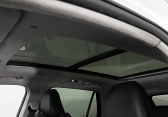 Подержанный автомобиль Geely Monjaro 2023 года (14 фото)