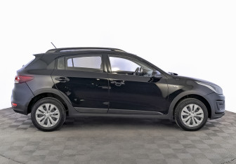 Подержанный автомобиль Kia Rio Hatchback 2020 года (4 фото)