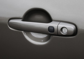 Подержанный автомобиль Toyota RAV4 2012 года (19 фото)