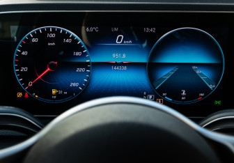 Подержанный автомобиль Mercedes-Benz GLE 2018 года (13 фото)