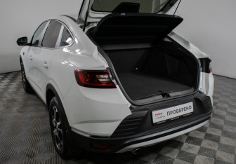 Подержанный автомобиль Renault Arkana 2021 года (15 фото)