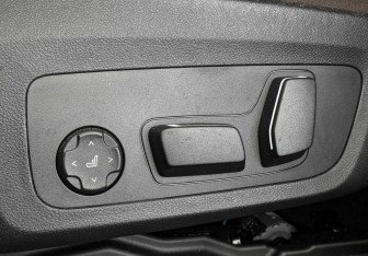 Подержанный автомобиль BMW X3 2024 года (26 фото)