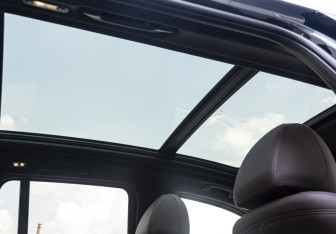 Подержанный автомобиль BMW X3 2024 года (21 фото)