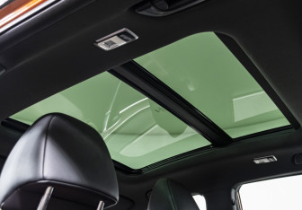 Подержанный автомобиль Geely Coolray 2021 года (17 фото)
