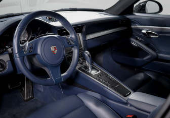 Подержанный автомобиль Porsche 911 Coupe 2013 года (14 фото)