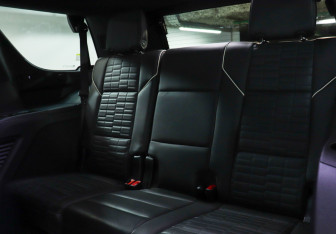 Подержанный автомобиль Cadillac Escalade Suv 2025 года (17 фото)