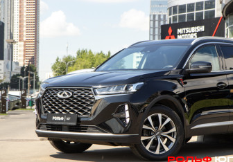 Подержанный автомобиль Chery Tiggo 7 Pro Max 2023 года (18 фото)