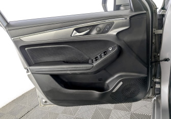 Подержанный автомобиль Haval Jolion 2023 года (19 фото)