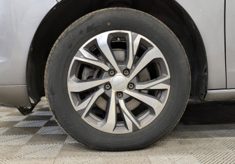 Подержанный автомобиль Haval Jolion 2023 года (17 фото)